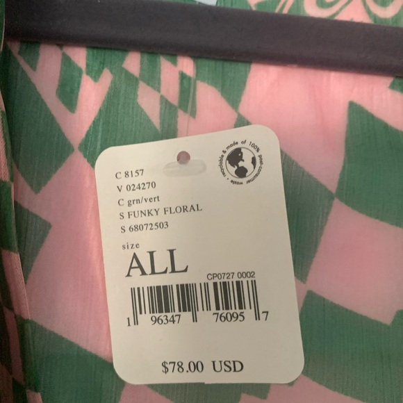 Free People all size wrap. Sleeves are billowy  then end in 3” cuff. Ties front. - Picture 3 of 6